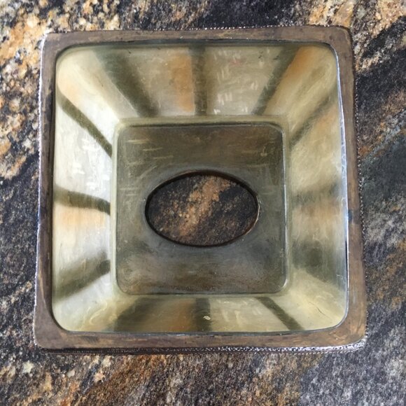 Vintage Resin Tissue Box Cover - Picture 5 of 11